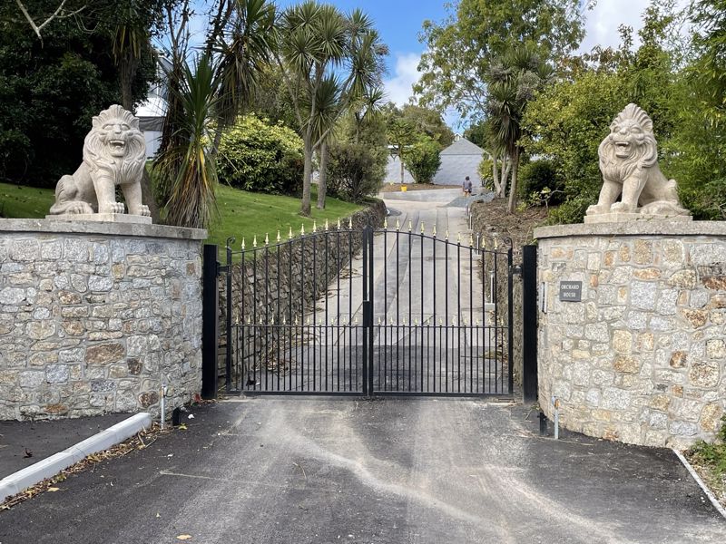Gated community of 4 houses